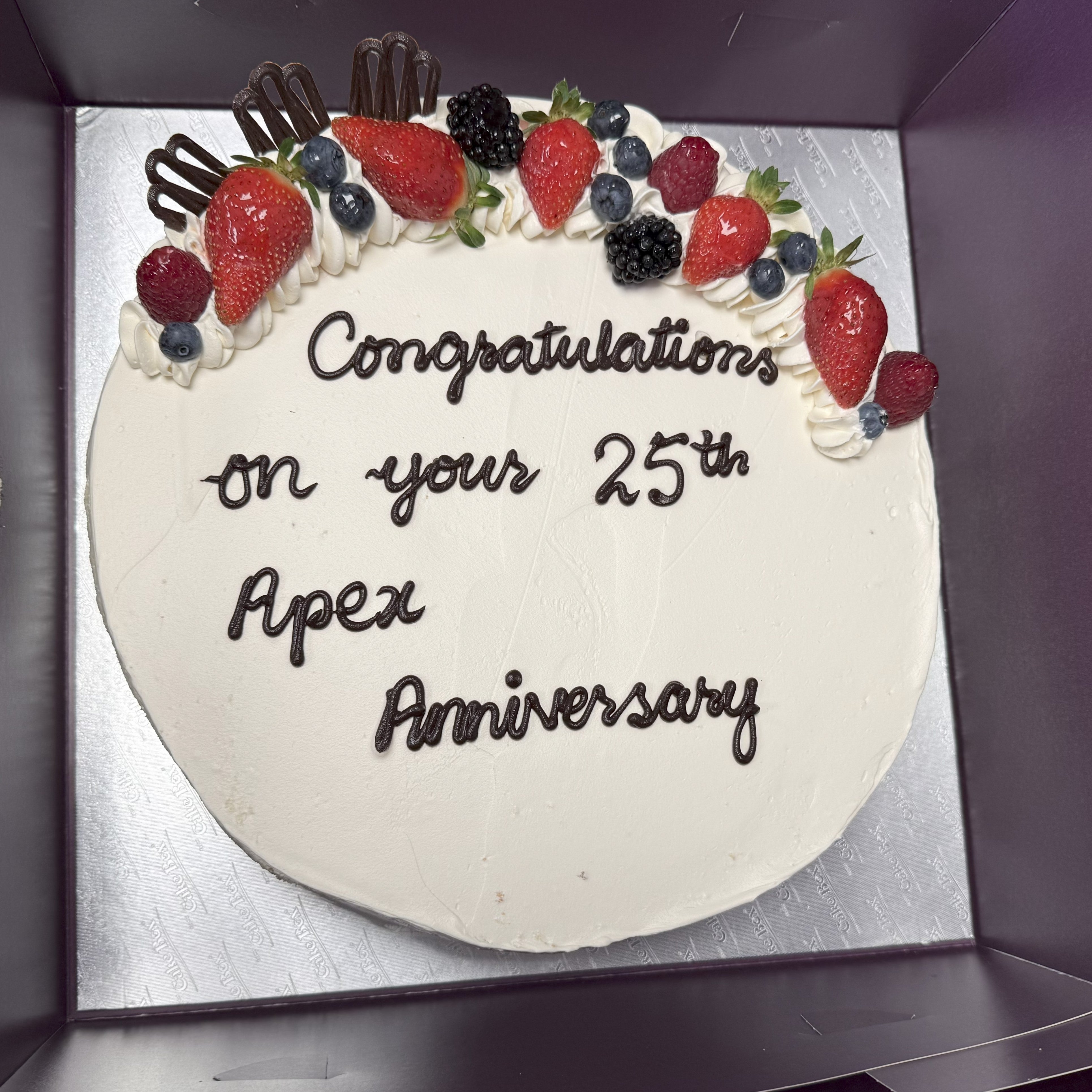 Cake celebrating Leeds 25th work anniversaries